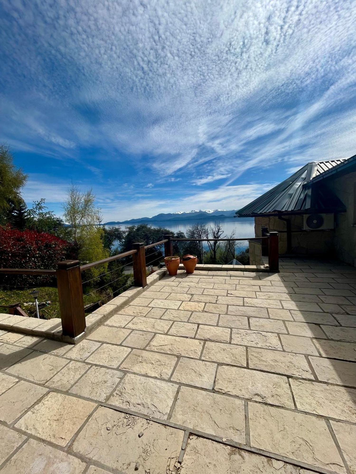 Bahia Paraiso Apart & Suites Сан-Карлос-де-Барилоче Экстерьер фото