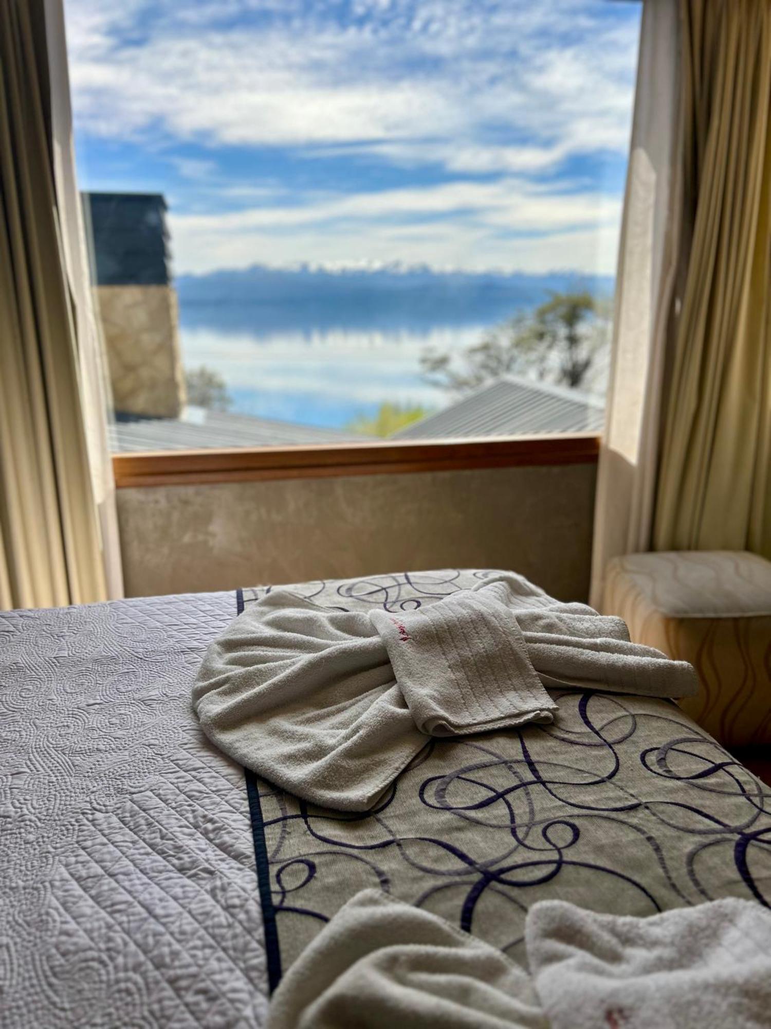 Bahia Paraiso Apart & Suites Сан-Карлос-де-Барилоче Экстерьер фото